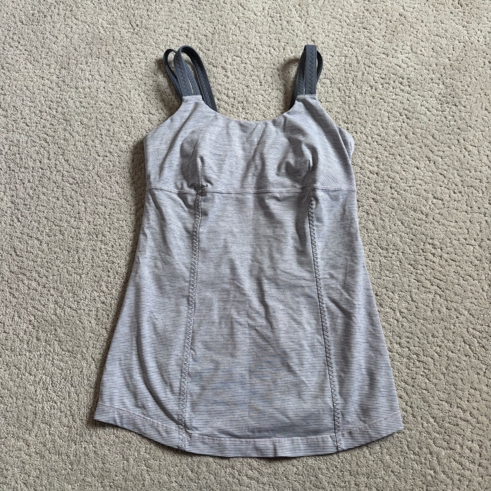 Lululemon Top Sports Bra Tank Gray Stripe Size 8